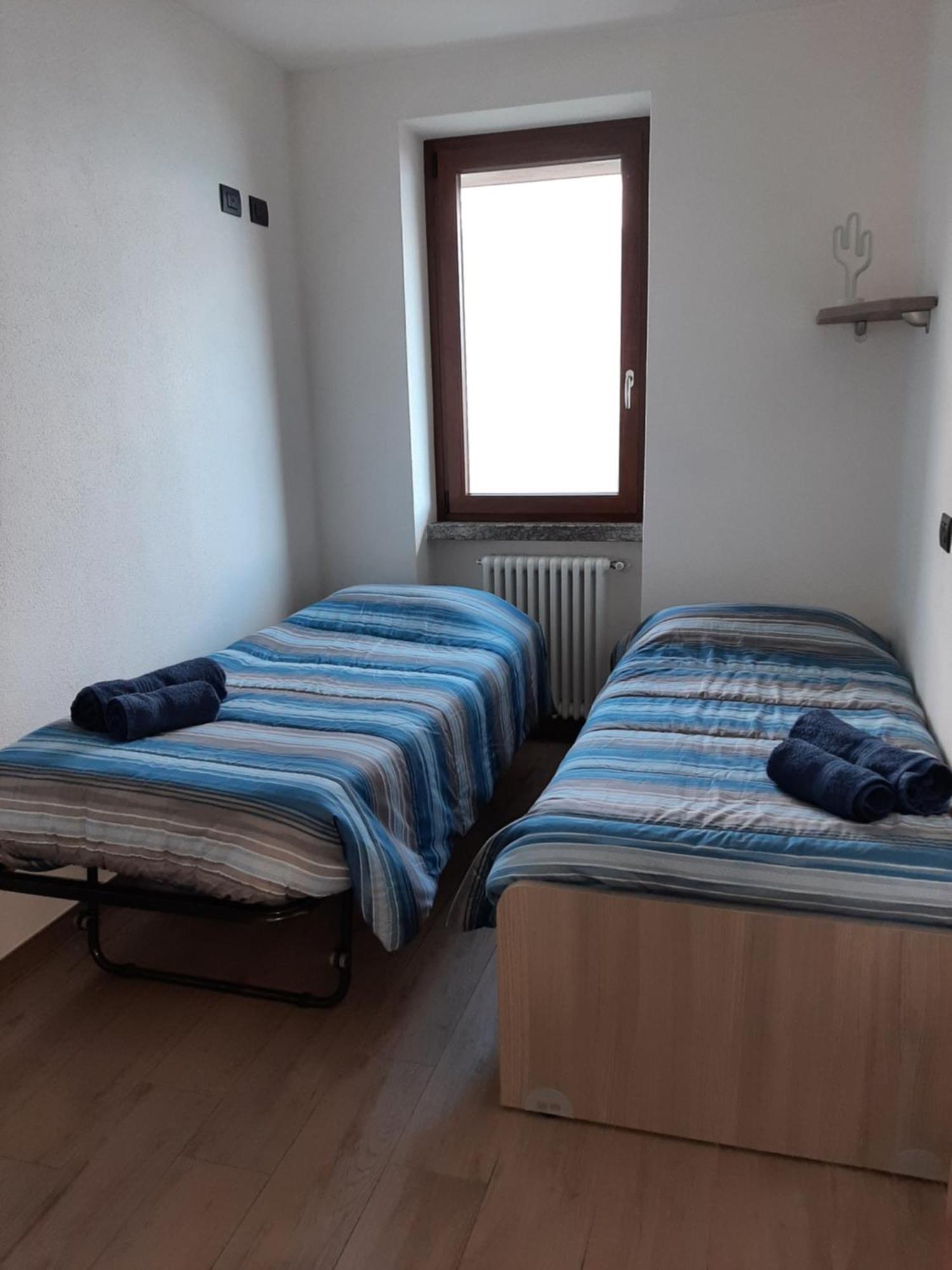 Cima Lago Gera Lario Bagian luar foto